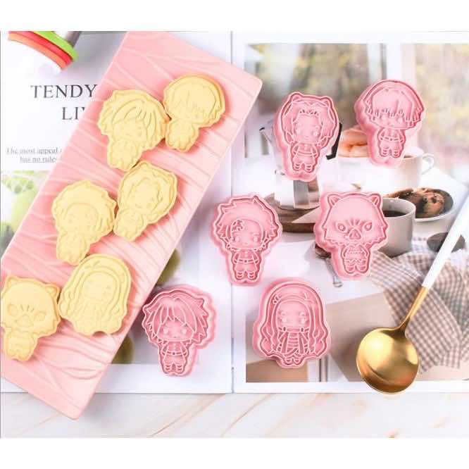 線條太細太複雜、或是完全沒有壓模的圖案
上色難度比較高