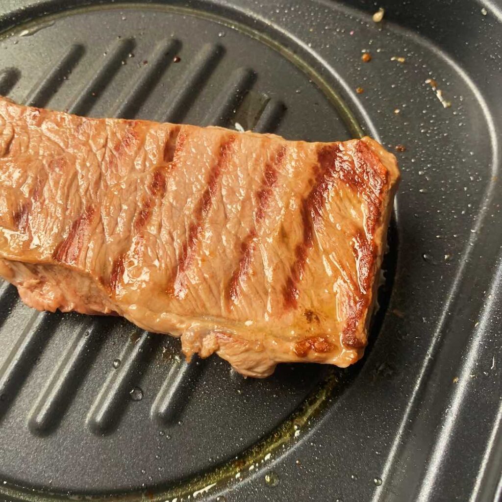 可以烤出漂亮、焦而不黑的紋路